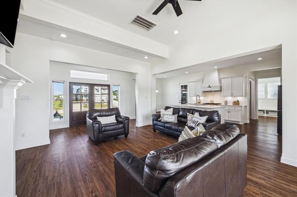 Interior, Kitchen, Living room, Recessed Lighting, Wood Texture Flooring