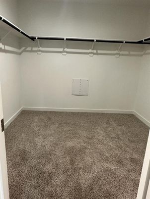 Empty room, Interior, Walk-in Closets