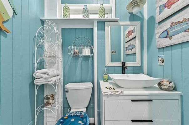 Bathroom, Interior