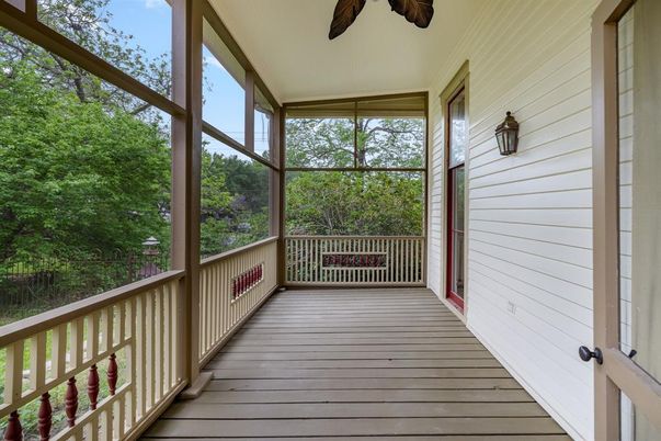 Interior, Sun Room, Wood Texture Flooring