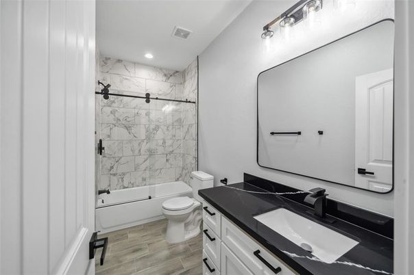 Bathroom, Interior, Marble Walls, Recessed Lighting, Wood Texture Flooring