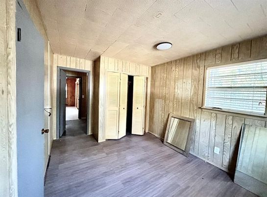 Empty room, Interior, Wood Texture Flooring, Wooden Walls