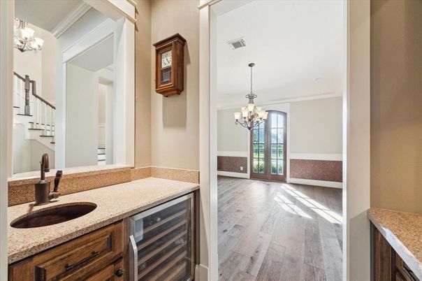 Chandelier, Interior, Wood Texture Flooring