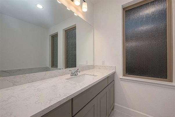 Bathroom, Interior, Recessed Lighting