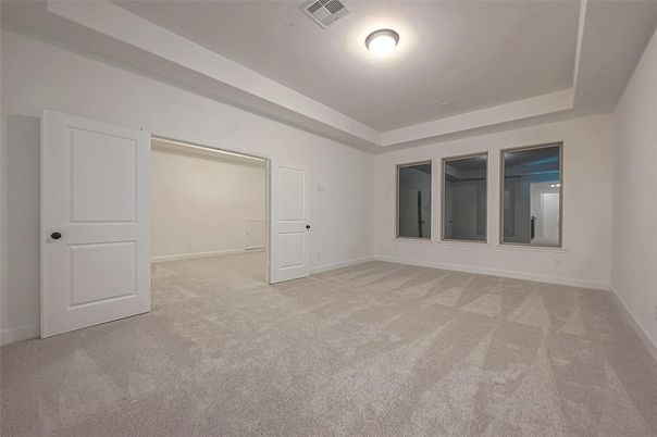 Empty room, Interior