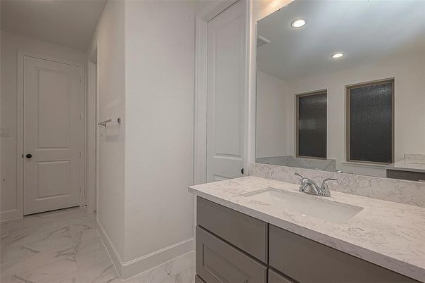 Bathroom, Dual Sink Vanities, Interior, Marble, Recessed Lighting