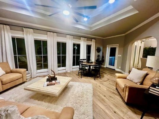 Dining room, Interior, Living room, Recessed Lighting, Wood Texture Flooring