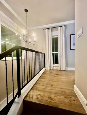 Interior, Pendant Lights, Wood Texture Flooring