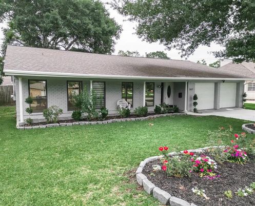 Attached, Backyard, Exterior, Facade, Ranch