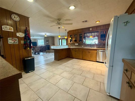 Interior, Kitchen, Pendant Lights, Recessed Lighting