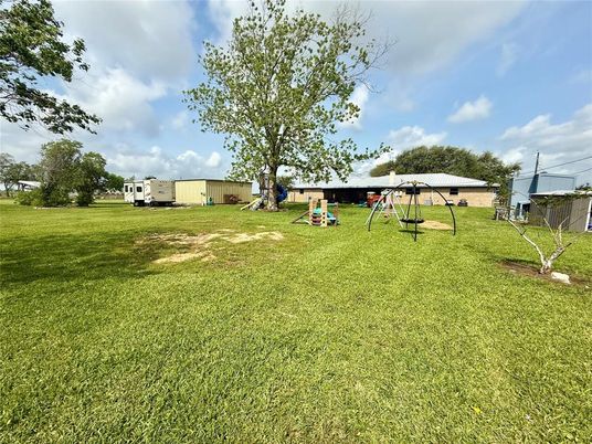 Backyard, Exterior, Playground