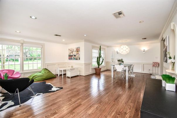 Dining room, Interior, Recessed Lighting, Wood Texture Flooring