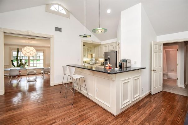 Dining room, Interior, Kitchen, Pendant Lights, Recessed Lighting, Wood Texture Flooring