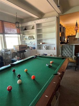 Billiard Table, Game Room, Interior