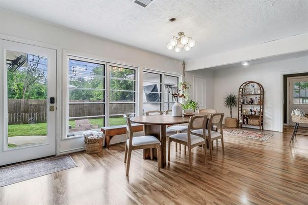 Dining room, Interior, Recessed Lighting, Wood Texture Flooring