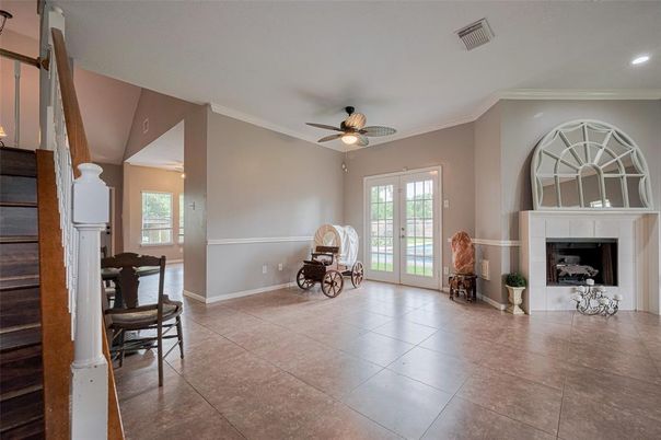 Fireplace, Interior, Recessed Lighting