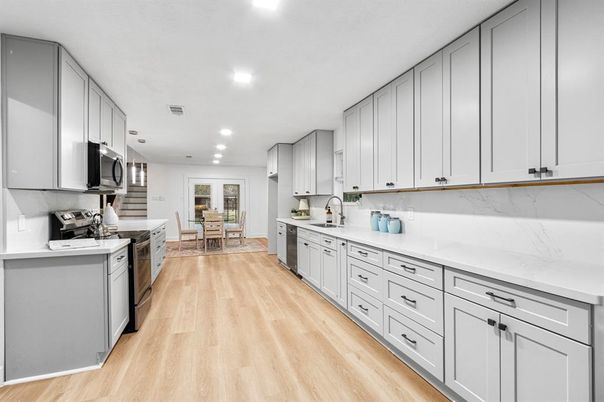 Dining room, Interior, Kitchen, Recessed Lighting, Wood Texture Flooring
