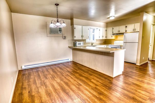 Chandelier, Interior, Kitchen, Pendant Lights, Wood Texture Flooring