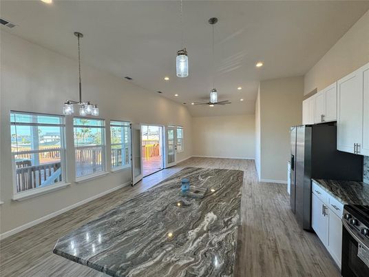 Interior, Kitchen, Pendant Lights, Recessed Lighting, Wood Texture Flooring
