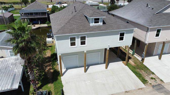 Exterior, Drone