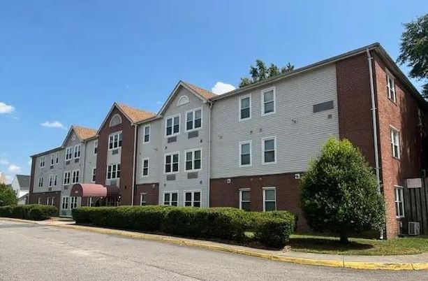 Exterior, Facade, Brick Facade, Rowhouse