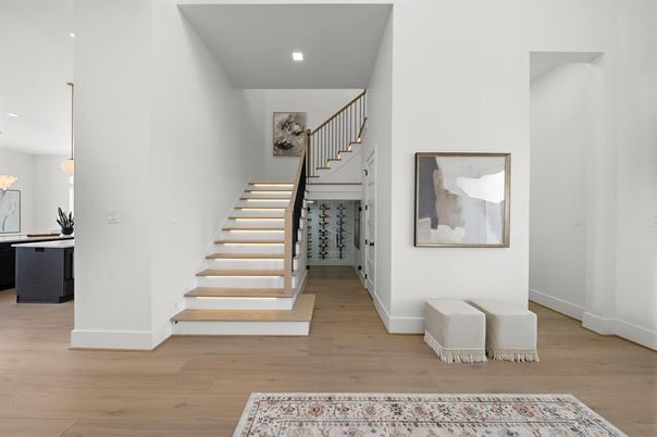 Interior, Pendant Lights, Recessed Lighting, Wood Texture Flooring