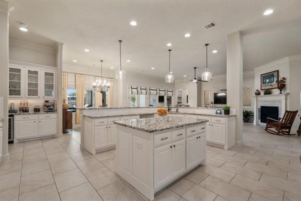Chandelier, Fireplace, Interior, Kitchen, Pendant Lights, Recessed Lighting