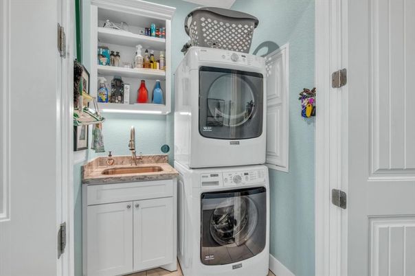 Interior, Utility Closets, Washer