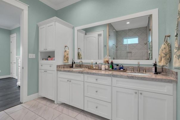 Bathroom, Dual Sink Vanities, Interior, Recessed Lighting, Wood Texture Flooring