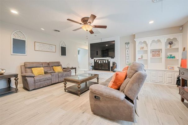 Fireplace, Interior, Living room, Recessed Lighting, Wood Texture Flooring