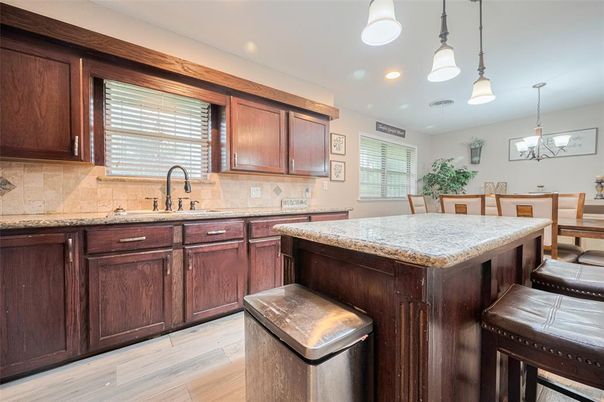 Dining room, Interior, Kitchen, Pendant Lights, Recessed Lighting, Wood Texture Flooring