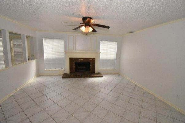 Empty room, Fireplace, Interior