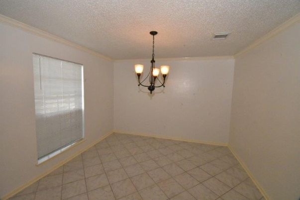 Chandelier, Empty room, Interior