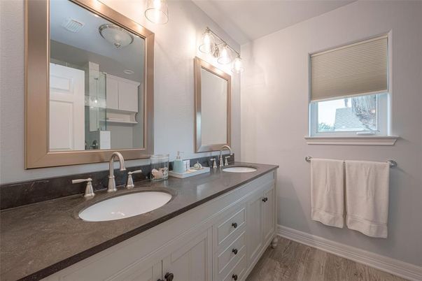 Bathroom, Dual Sink Vanities, Interior, Wood Texture Flooring