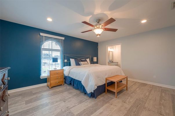 Bedroom, Interior, Recessed Lighting, Wood Texture Flooring
