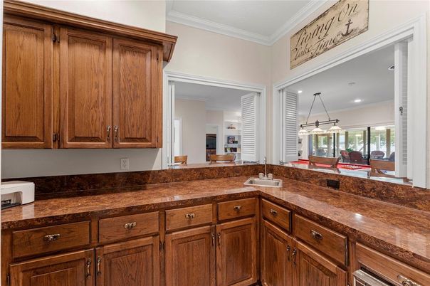 Dining room, Interior, Kitchen, Pendant Lights, Recessed Lighting