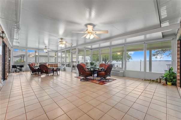Dining room, Interior, Sun Room