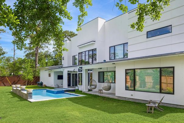 Backyard, Exterior, Pool