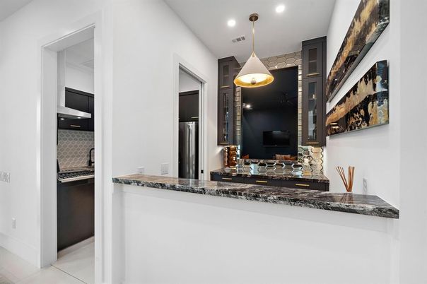 Interior, Kitchen, Pendant Lights, Recessed Lighting, Stainless Steel Appliances