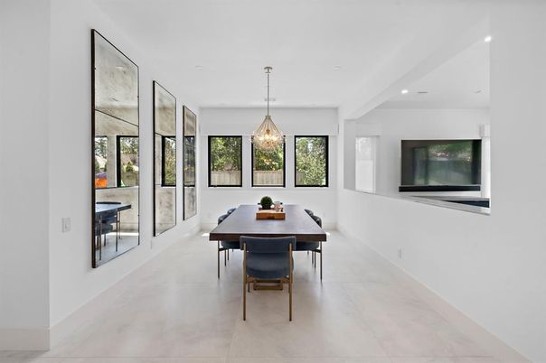 Dining room, Interior, Pendant Lights, Recessed Lighting