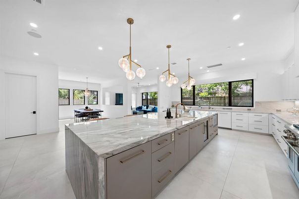 Interior, Kitchen, Pendant Lights, Recessed Lighting, Stainless Steel Appliances