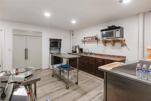 Interior, Kitchen, Recessed Lighting, Wood Texture Flooring