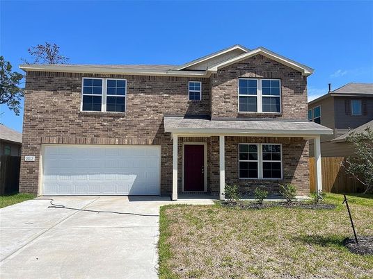 Attached, Exterior, Facade, Brick Facade, Brick Traditional