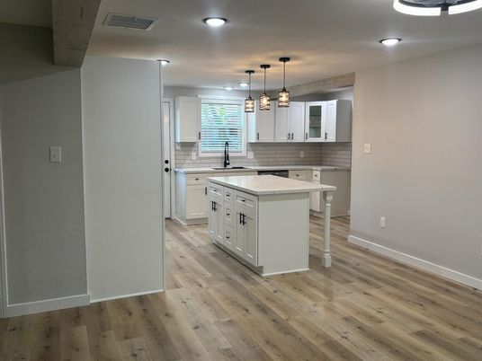 Interior, Kitchen, Pendant Lights, Recessed Lighting, Wood Texture Flooring