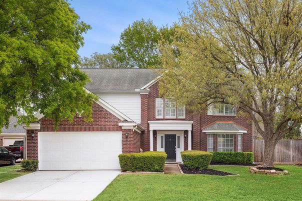 Attached, Exterior, Facade, Brick Facade, Brick Traditional