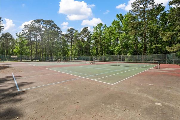 Exterior, Tennis Courts
