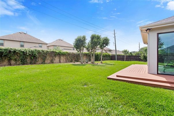 Backyard, Exterior