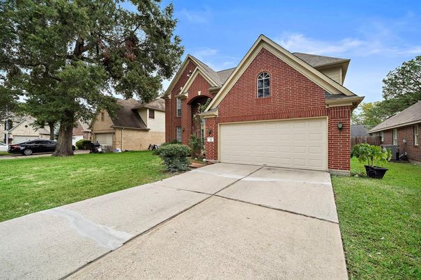 Attached, Exterior, Facade, Brick Facade, Brick Traditional