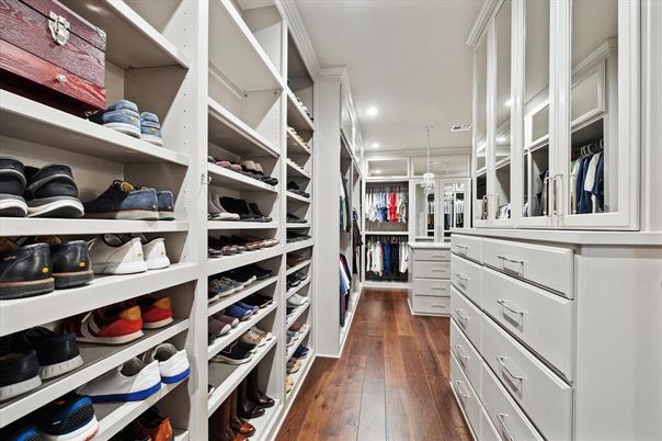 Interior, Recessed Lighting, Walk-in Closets, Wood Texture Flooring