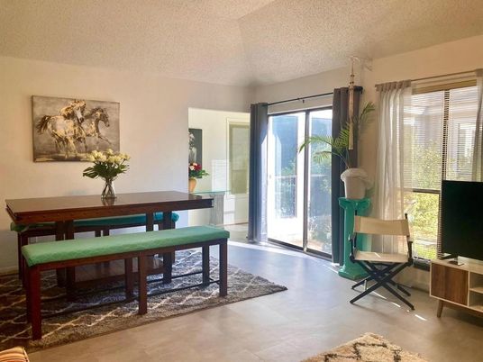 Dining room, Interior